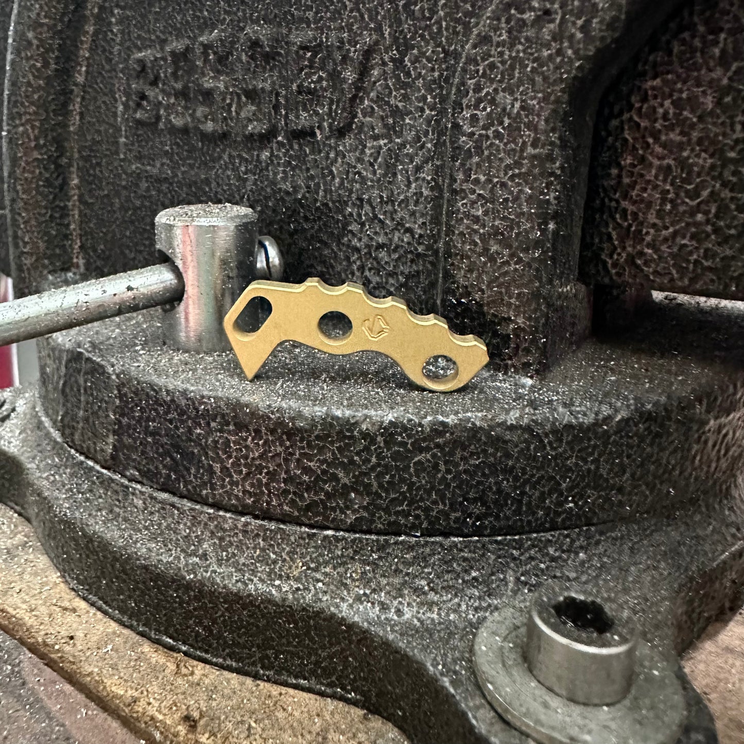 Landers 2 Knife Parts